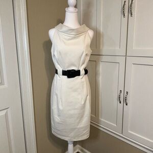 Donna Morgan Fully Lined Ivory Dress with Back Patent Leather Belt Size 6